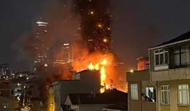 مصرع 3 أشخاص إثر اندلاع حريق بمبنى سكني في تركيا