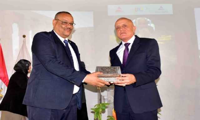 ملتقى جماهيري بمكتبة مصر العامة بالأقصر
