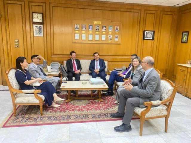 جامعة حلوان تبحث سبل التعاون الأكاديمي مع جامعة هونغ كونغ بوليتكنك