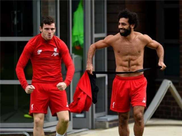 هل يلعب محمد صلاح دورًا في حسم صفقات ليفربول؟.. روبرتسون يكشف