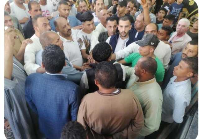 الكفن يُنهي خصومة ثأرية استمرت 11 عامًا بين عائلتين بقرية كوم أشفين في قليوب