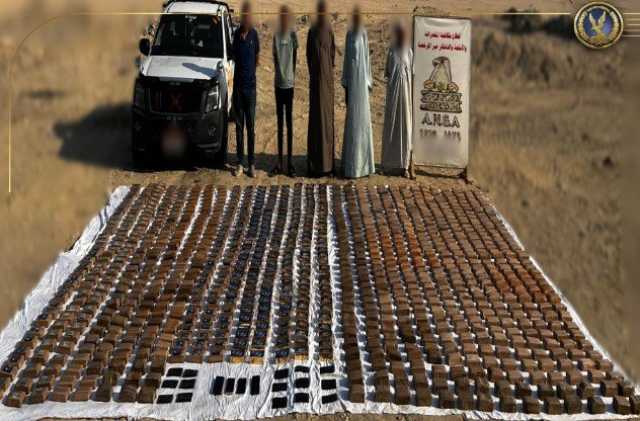 الداخلية تضبط شحنة حشيش بقيمة 100 مليون جنيه