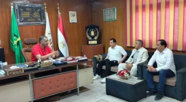 مدير الرياضة بالقليوبية يلتقي أعضاء مجلس إدارة منطقة الشطرنج لتعزيز دورها