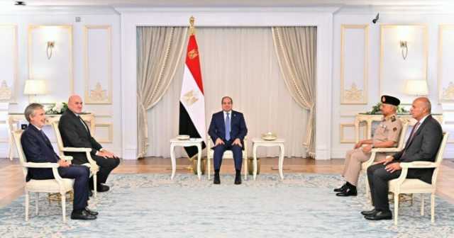 الرئيس السيسي يبحث مع وزير الدفاع الإيطالي سبل تعزيز التعاون العسكري والأمني