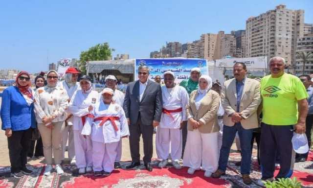 احتفالاً بالعيد القومي.. محافظ الإسكندرية يفتتح عدد من الميادين و يحتفي بأبطال التحدي
