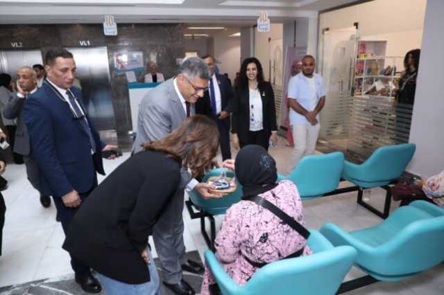 محافظ الجيزة يتفقد مستشفى «بهية» للكشف المبكر عن سرطان الثدي وعلاجه