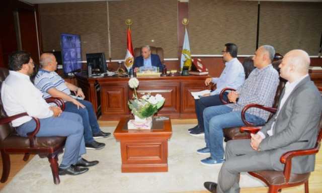 محافظ الغربية يعقد اجتماعًا عاجلًا لتيسير إجراءات الكشف الطبي للطلاب الجدد