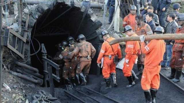 مصرع شخص ومحاصرة عدة أشخاص آخرين جراء انهيار منجم فحم شرقي الهند