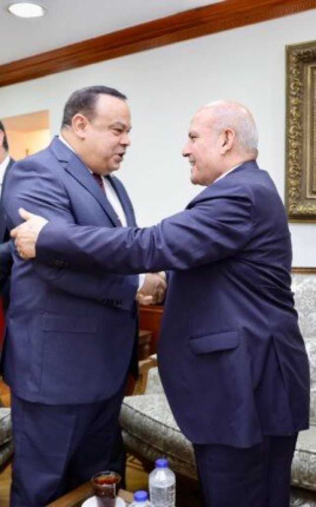 رئيس النيابة الإدارية يلتقي أعضاء مجلس إدارة الهيئة الوطنية للانتخابات