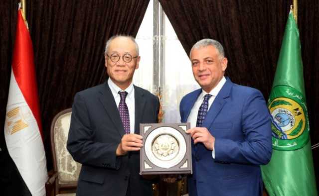 محافظ الإسماعيلية يستقبل سفير اليابان بالقاهرة لبحث سبل التعاون المشترك