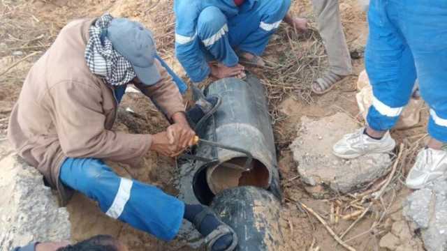 الانتهاء من تطهير شبكات مياه القناة من جذور الأشجار بمنطقة الـ 40 فدان
