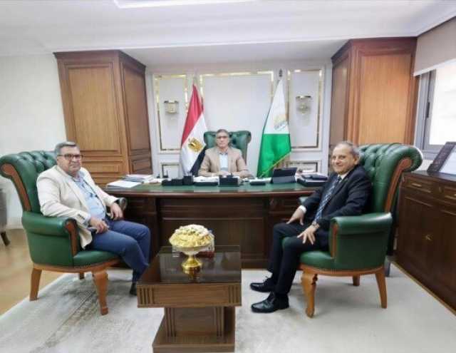 محافظ الجيزة يُشكِّل لجنة لمراجعة إجراءات السلامة والصحة المهنية بالمنشآت الحيوية