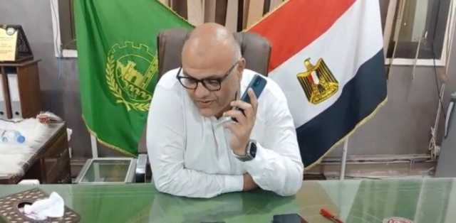 محافظ القليوبية يهنئ أوائل الثانوية العامة هاتفيًا ويشيد بتفوق أبناء المحافظة