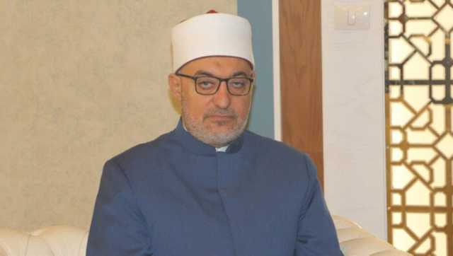 «السلام الزائف والتطبيع المخادع».. مفتي الجمهورية يدين زيارة أئمة أوروبيين للكيان الصهيوني