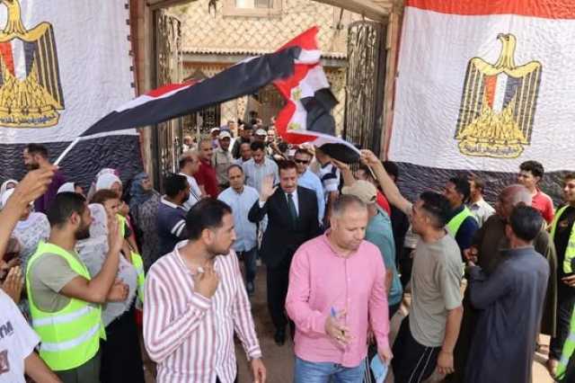 وسط أجواء وطنية واحتفالية.. محافظ المنوفية يتفقد لجان انتخابات مجلس الشيوخ