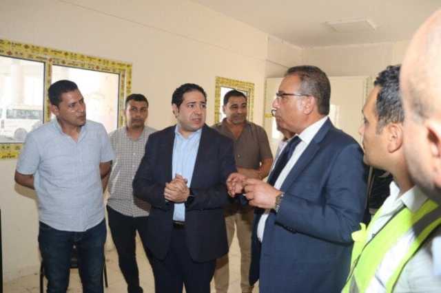 نائب وزير النقل في زيارة تفقدية لمجمع مواقف سيارات عدلي منصور ببني سويف