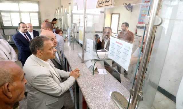 محافظ الشرقية يتابع سير العمل بالمركز التكنولوجي بمدينة أبو حماد ويستجيب لمطالب الأهالي