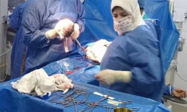 سيدة تضع 4 توائم في المنوفية
