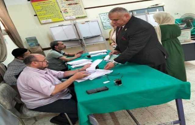 نائب رئيس هيئة النيابة الإدارية: العملية الانتخابية تسير بنزاهة وشفافية