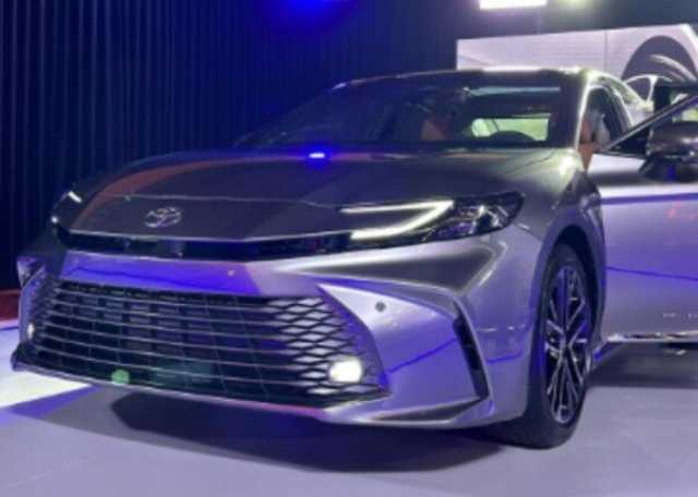 الخيار المفضل للسعوديين.. أسعار ومواصفات تويوتا كامري هايبرد 2025