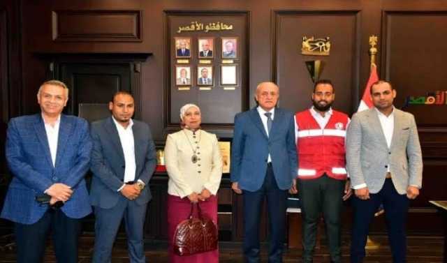 محافظ الأقصر يشيد بجهود بنك دم الهلال الأحمر بعد مرور عام على افتتاحه