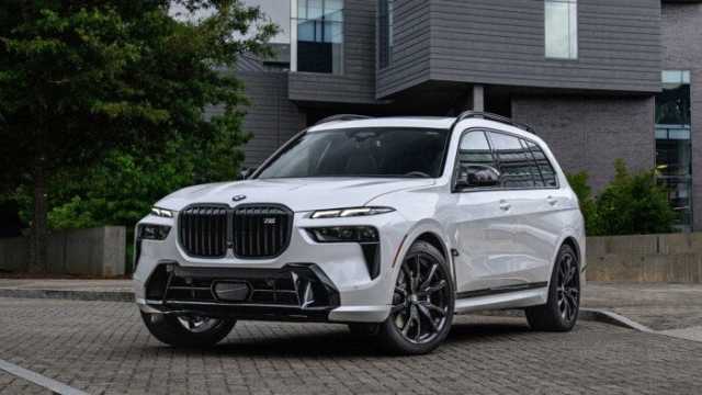 قوة وفخامة.. سيارة BMW X7 2026 | الأسعار والمواصفات
