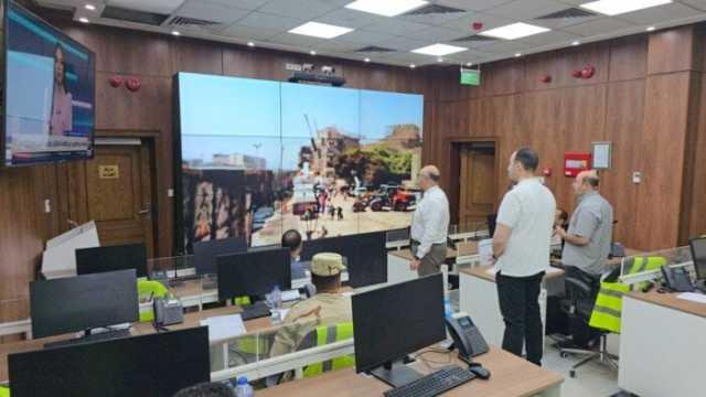 محافظ القليوبية يُتابع أعمال وضع السور الخرساني بمحيط مترو الأنفاق بشبرا الخيمة