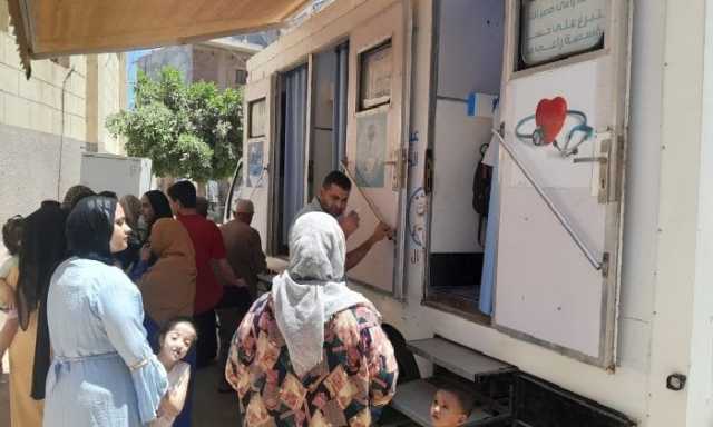 كشف وعلاج بالمجان لـ 500 مواطن في قافلة طبية بقرى كفر الدوار بالبحيرة