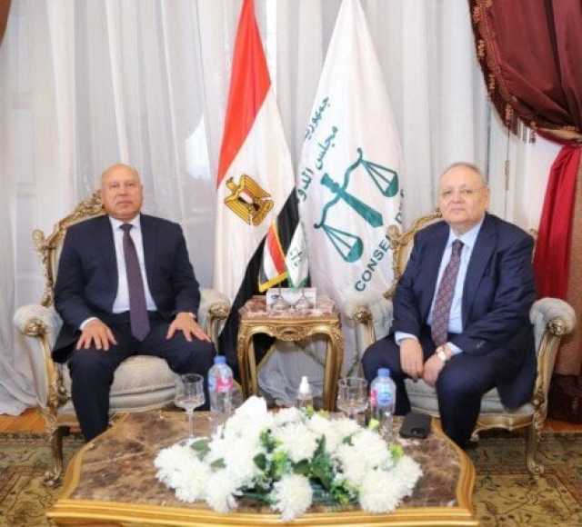 رئيس مجلس الدولة يستقبل وزير الصناعة والنقل لتقديم التهنئة