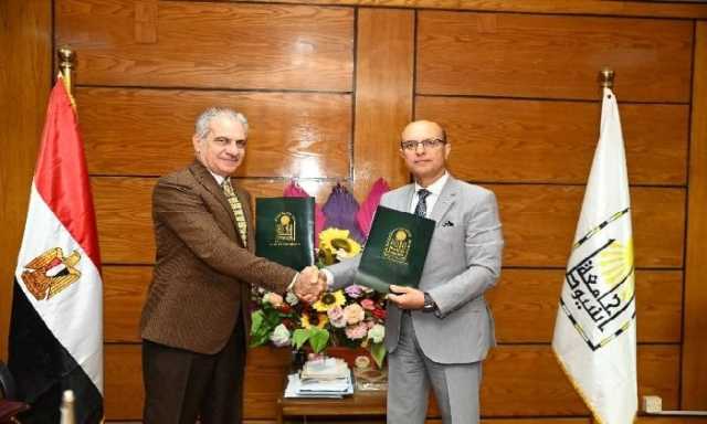 'جسر أكاديمي' بين جامعتي أسوان وأسيوط لتعزيز الدراسات العليا