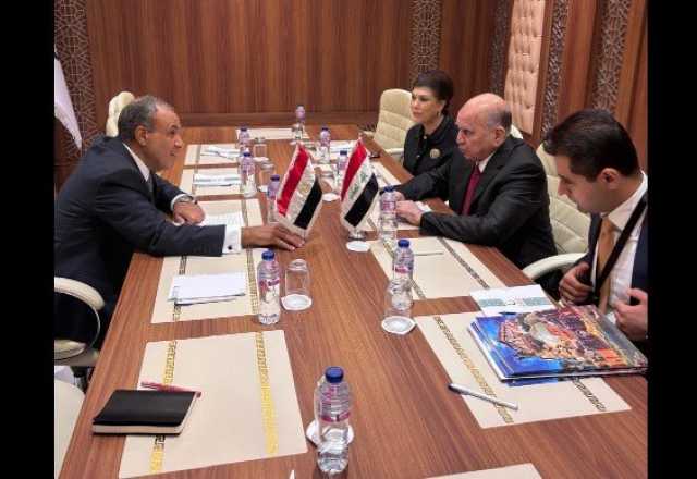 وزير الخارجية يبحث مع نظيره العراقي تعزيز التعاون الثنائي وتطورات الوضع في غزة