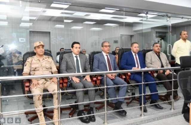 محافظ الفيوم يتابع أعمال تصويت المواطنين عبر مركز السيطرة