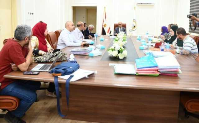 المنشاوي يترأس اجتماع لجنة فحص تحويلات الطلاب إلى جامعة أسيوط الأهلية