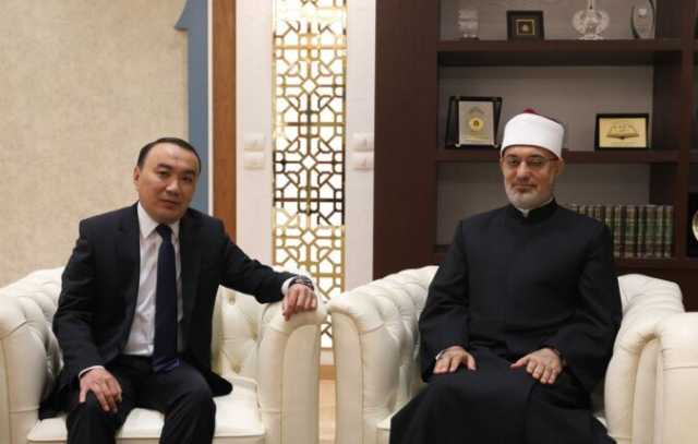 مفتي الجمهورية يستقبل سفير كازاخستان ويشيد بمتانة العلاقات بين البلدين