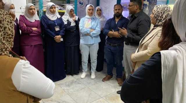 مدير صحة البحر الأحمر يشارك في تدريب عملي على السلامة المهنية بمستشفى الغردقة