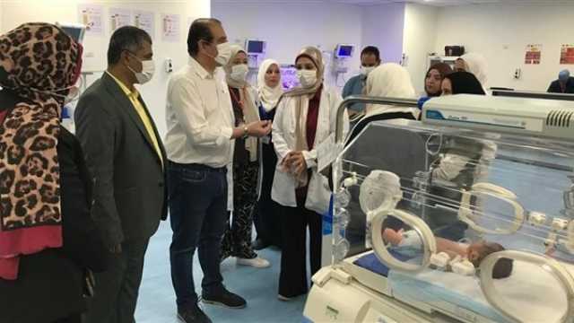 نائب وزير الصحة يتفقد المنشآت الطبية بالمنيا ويحدد مهلة 45 يومًا لمعالجة السلبيات