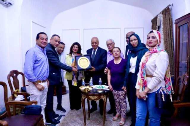 المركز العربي للإعلام يكرم مصطفى بكري