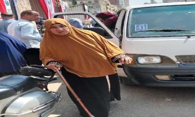 توافد السيدات المسنات على لجان انتخابات مجلس الشيوخ بالفيوم وسط أجواء من الحماس