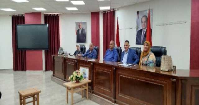 مدير تعليم بورسعيد يتابع انتظام امتحانات الدور الثاني للثانوية العامة