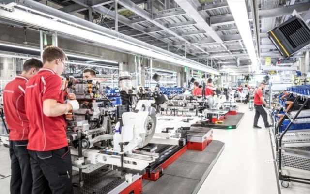 القطاع الخاص يعزز النمو في 2023 بارتفاع الأجور ورأس المال المستثمر