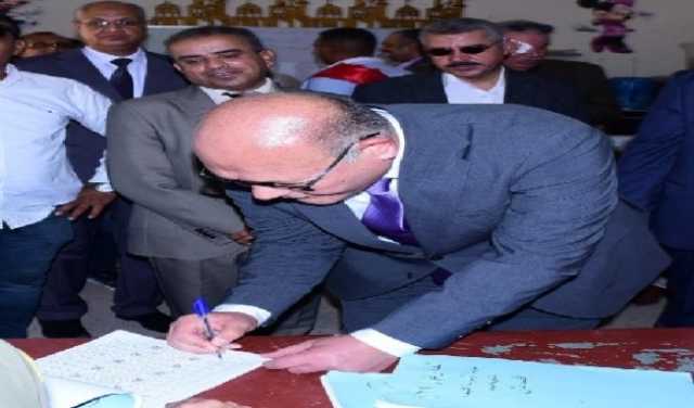 رئيس جامعة سوهاج يدلى بصوته في انتخابات مجلس الشيوخ