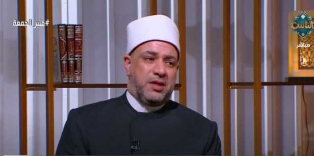 أيمن أبو عمر يوضح حكم «بشتغل على قد فلوسهم»