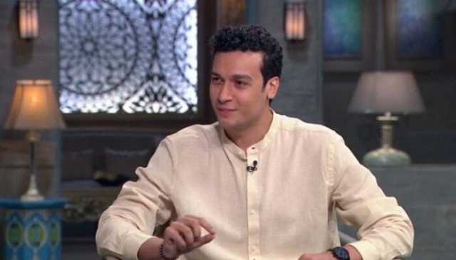 أحمد عبد الوهاب بلوك مختلف في فيلم درويش