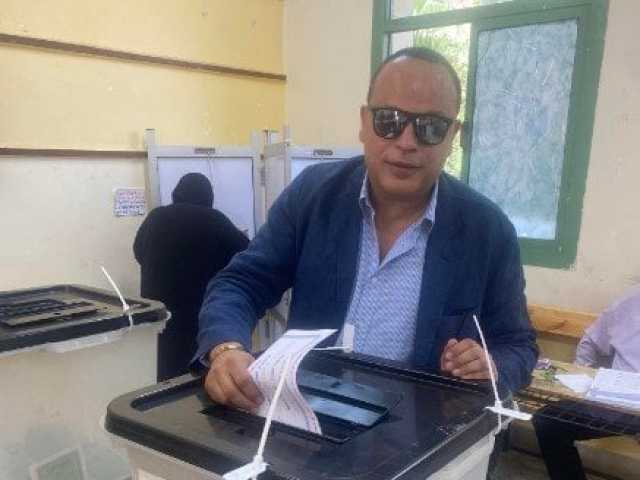 تامر عبد المنعم يشارك صورا من مشاركته في انتخابات مجلس الشيوخ 2025