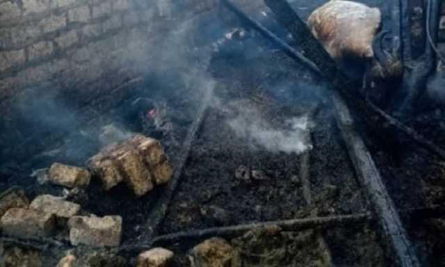 اندلاع حريق في حوشين للمواشي بأبوتشت دون إصابات بشرية