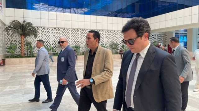 وزير الثقافة يتابع إجراءات خروج جثمان الأديب صنع الله إبراهيم من مستشفى معهد ناصر