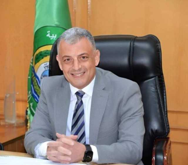محافظ الإسماعيلية يوجه بإيقاف عمل عمال النظافة خلال ذروة الموجة الحارة حفاظًا على سلامتهم
