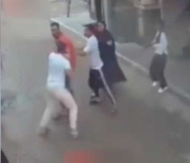 ضبط المتهمين بالاعتداء بضرب سيدة في الدقهلية |فيديو