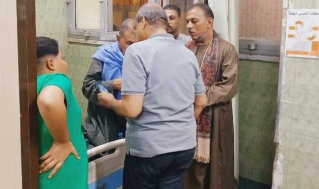 محافظ أسيوط يحيل واقعة تسمم 16 شخصًا في أحد الأفراح للتحقيق العاجل