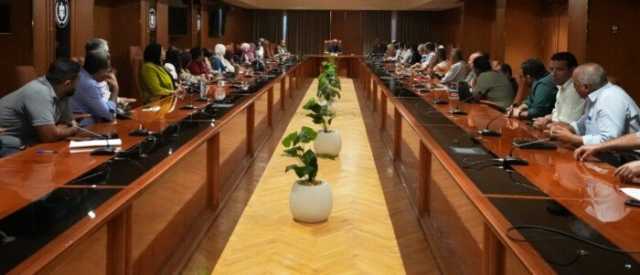 إعادة توزيع الكوادر الهندسية لدعم المشروعات التنموية وسد العجز بالإدارات المحلية بأسيوط